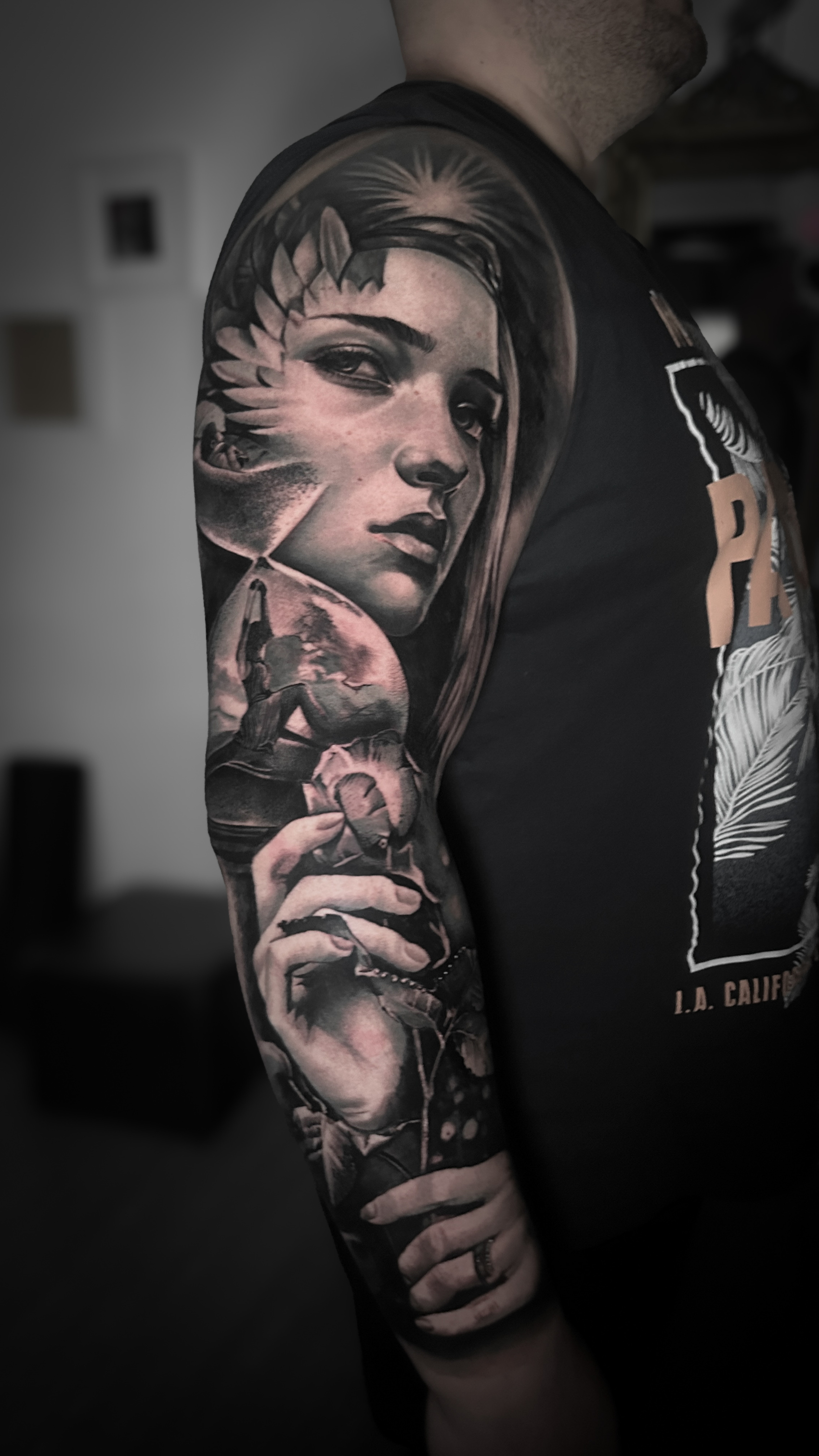 Black & Grey Realism tattoo by Belén